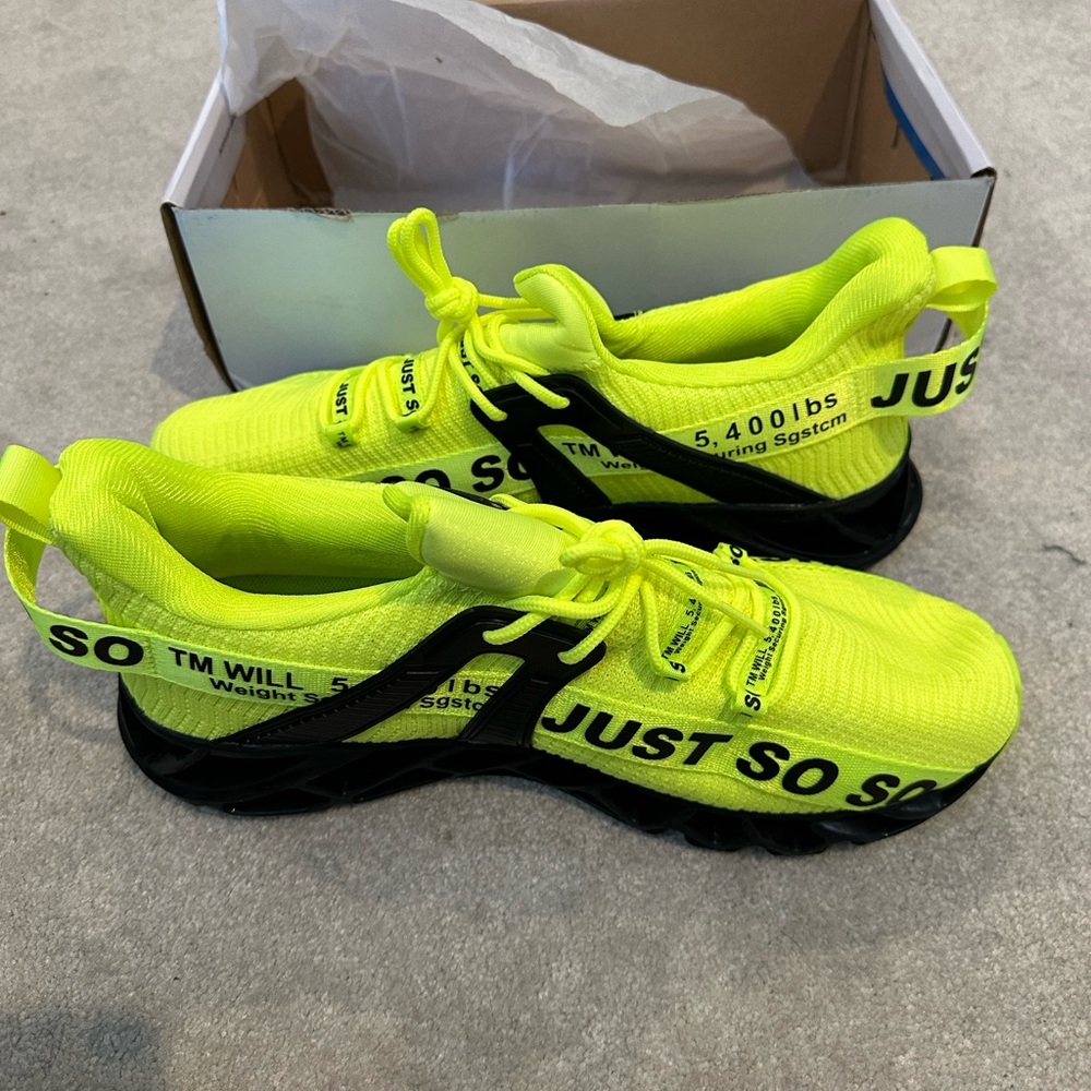 TM WILL Just So So sneakers